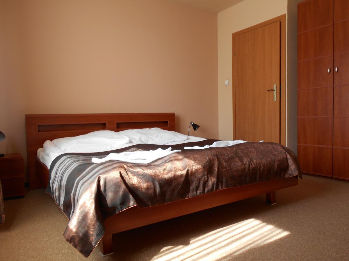 Hotel Astor Radom Extérieur photo